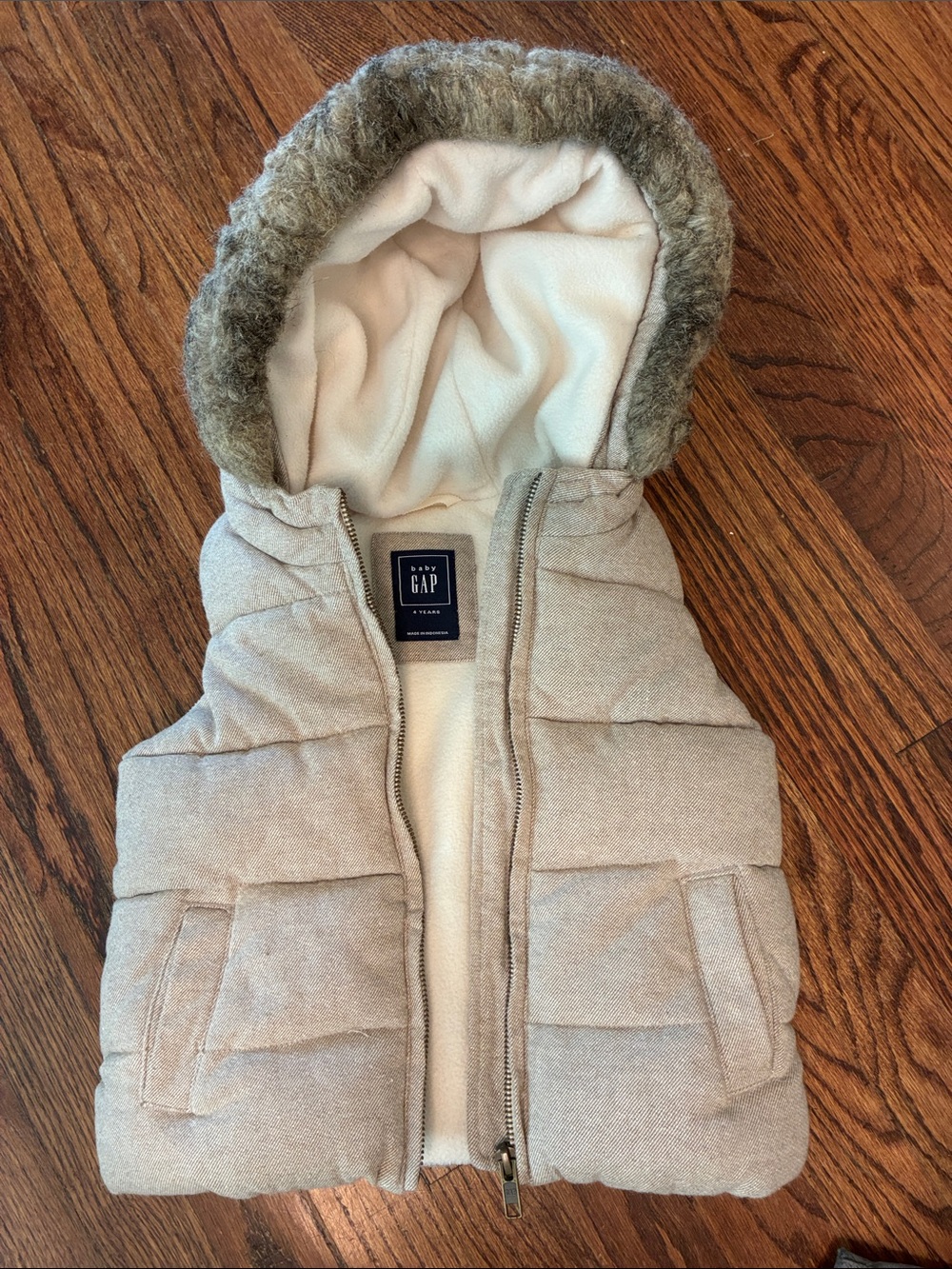 GAP Cream Hooded Puffer Vest with Faux Fur Trim